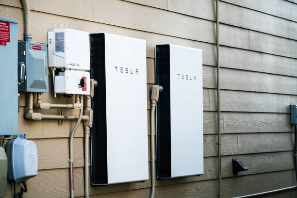 How Much Does The Tesla Powerwall Battery Cost, And Is It Worthwhile?